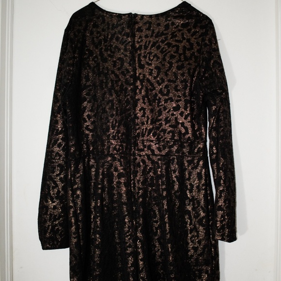 Romper - Picture 2 of 5